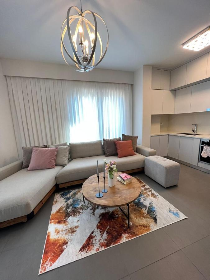 Mozart House - Spacious Luxury - Heart Of The Appartement Tirana